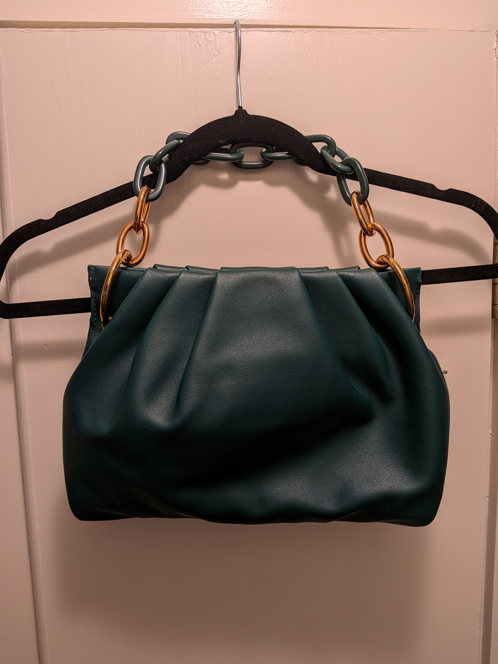 House Of Want Pleated Chill Framed Clutch Green Shoulder Bag with Gold Chain